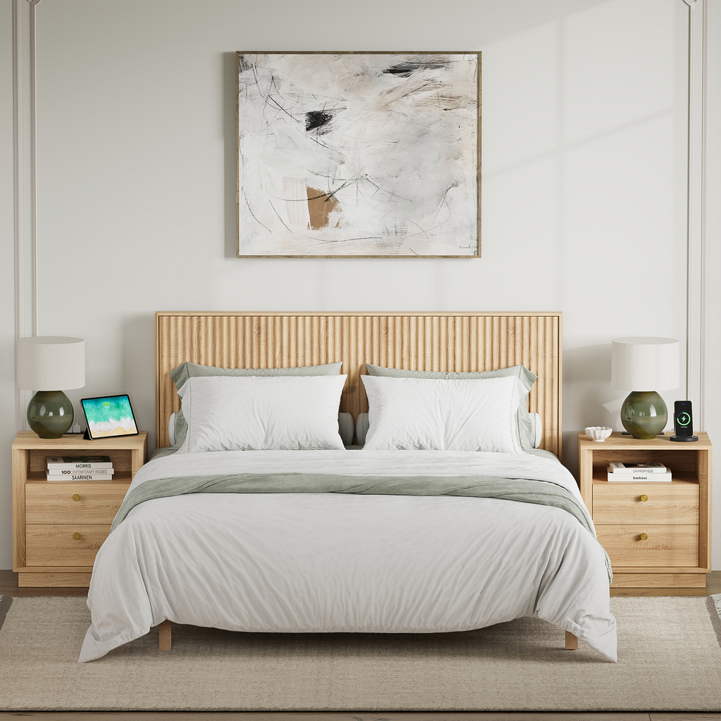 19.6" Nightstand with Charging Station, OAK